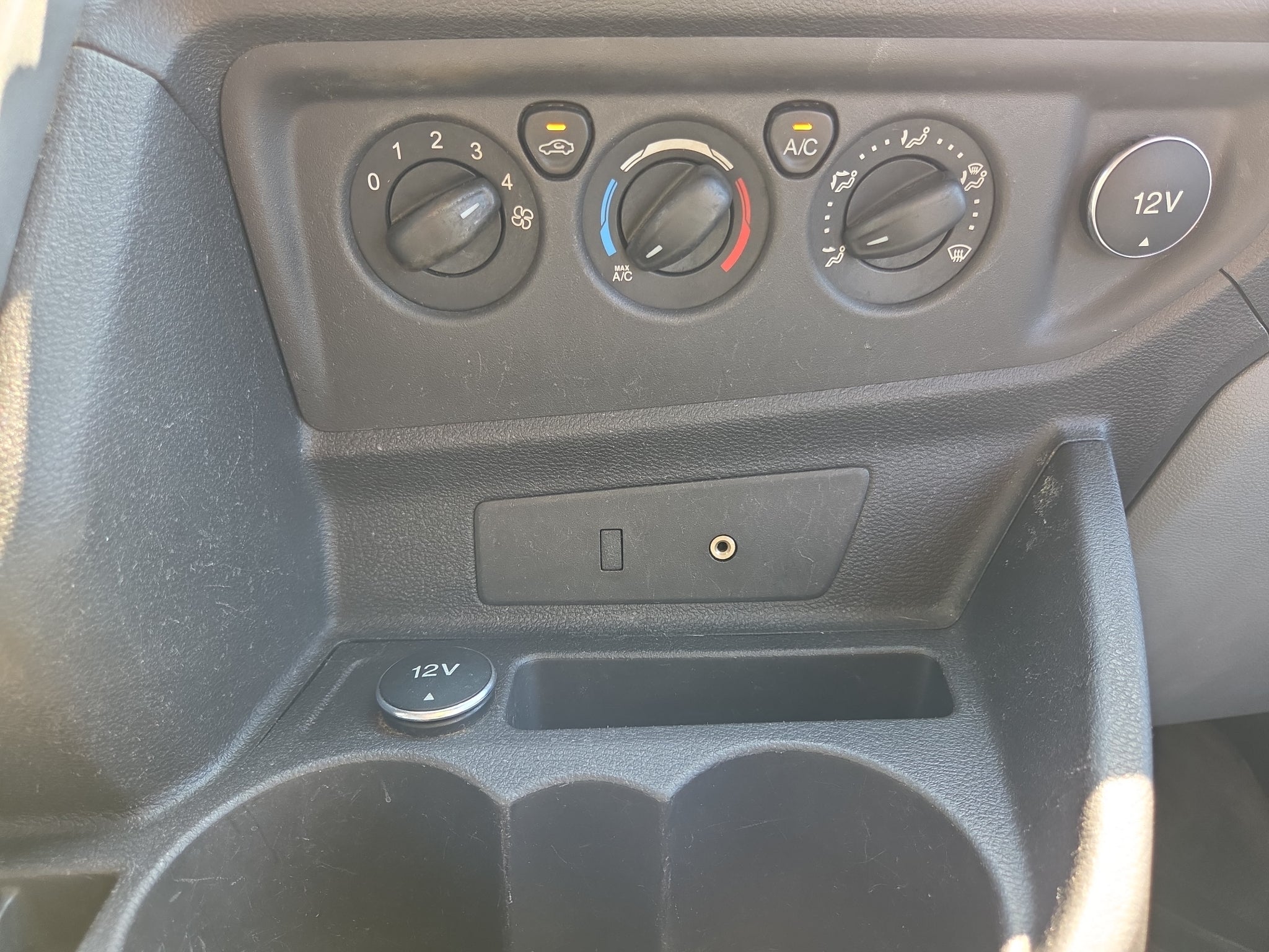 2015 Ford Transit Cargo Van Base