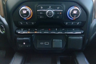 2023 Chevrolet Silverado 3500 HD High Country DRW