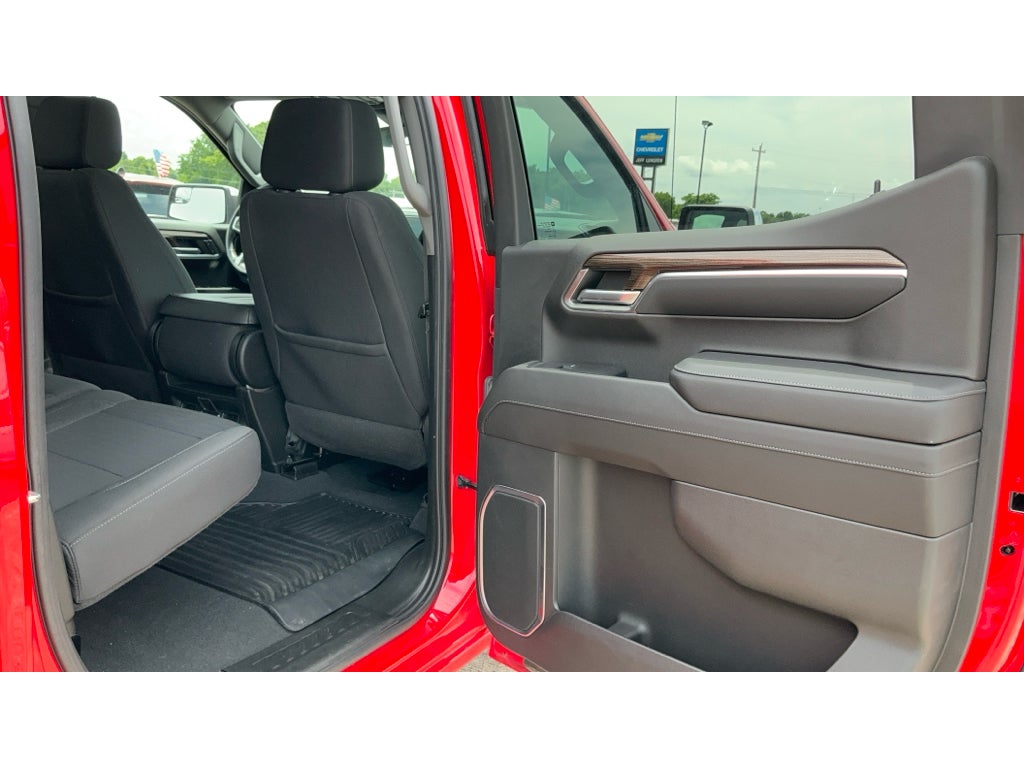 2022 Chevrolet Silverado 1500 LT (2FL)