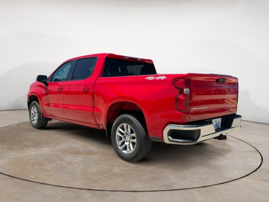 2022 Chevrolet Silverado 1500 LT (2FL)