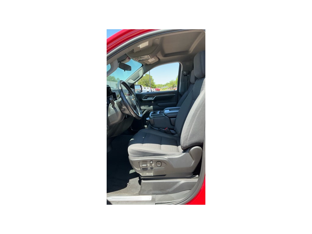 2022 Chevrolet Silverado 1500 LT (2FL)