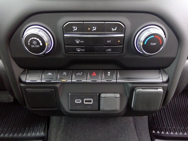 2025 Chevrolet Silverado 1500 Custom