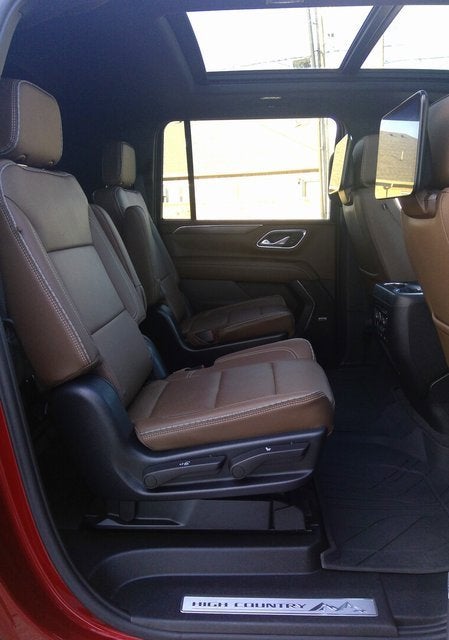 2023 Chevrolet Suburban High Country