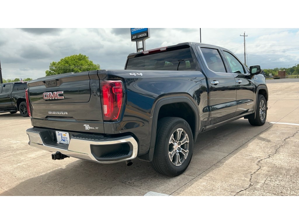 2025 GMC Sierra 1500 SLT