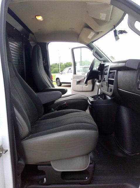 2023 GMC Savana Cargo 2500 Work Van