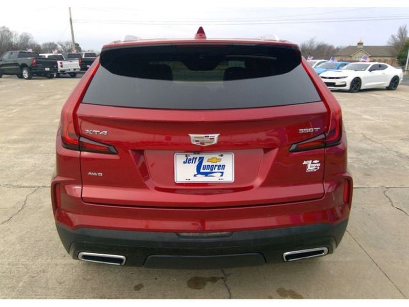 2024 Cadillac XT4 Premium Luxury