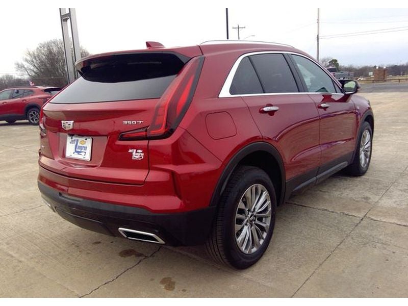 2024 Cadillac XT4 Premium Luxury