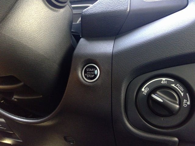 2024 Nissan Frontier SV