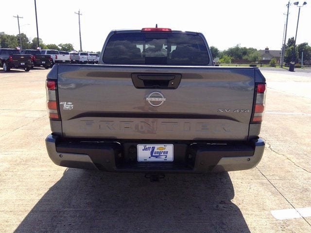 2024 Nissan Frontier SV