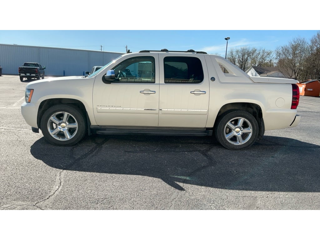2013 Chevrolet Avalanche LTZ