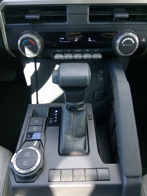 2024 Toyota Tacoma 4WD SR5