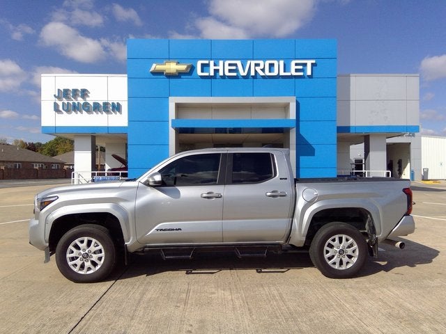 2024 Toyota Tacoma 4WD SR5