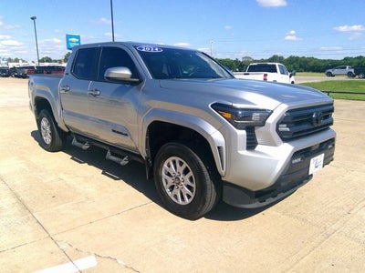 2024 Toyota Tacoma 4WD SR5