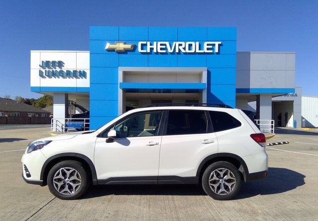 2024 Subaru Forester Premium