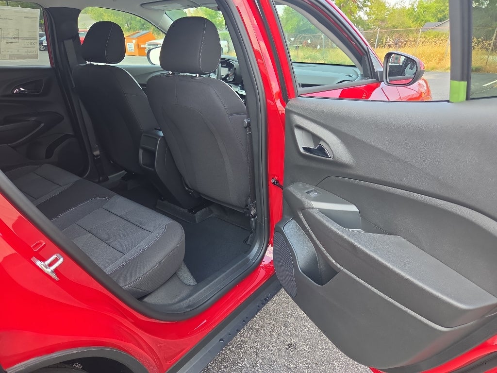2026 Chevrolet Trax LS - Photo 28